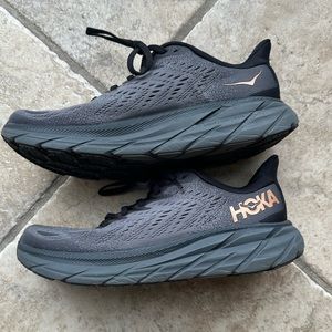 Hoka One Clifton 8 women’s size 8.5 anthracite/copper running shoes